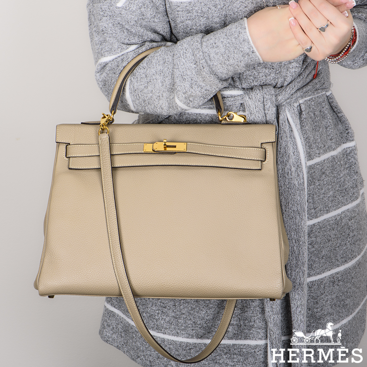 Hermes Gris Tourterelle Retourne Kelly 35 Bag – The Closet